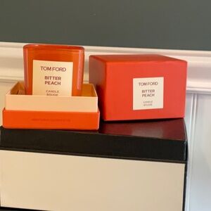 Tom Ford Bitter Peach Candle 5oz